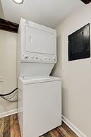 Pet & Family Friendly-2BD-1BA-Sleeps 6-8-Pond-Deck