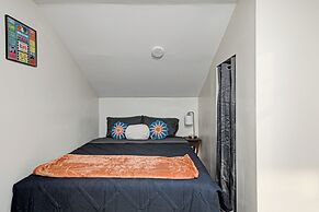 Pet & Family Friendly-2BD-1BA-Sleeps 6-8-Pond-Deck