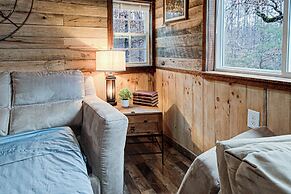 Pet & Family Friendly-2BD-1BA-Sleeps 6-8-Pond-Deck