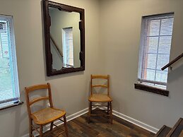 Pet & Family Friendly-2BD-1BA-Sleeps 6-8-Pond-Deck