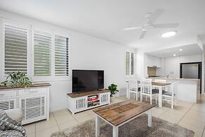 Pool View 3-Bed Oasis in Drift Resort