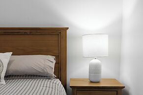 Pool View 3-Bed Oasis in Drift Resort