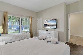 Amazing 4bdr w Pool Near Disney - 4914