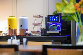 UrCove by Hyatt Xuchang Angel City