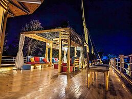 Dahabiya Nile sailing Luxor to Aswan