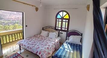 Riad Toubkal D'Atlas Tifnoute