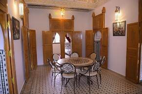 Riad Toubkal D'Atlas Tifnoute