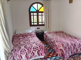 Riad Toubkal D'Atlas Tifnoute
