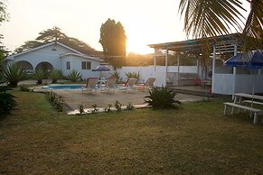 Cool Villa Guest House