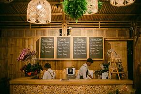 Desa Kepompong by Sinergi