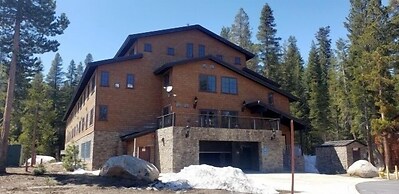 Bear Valley Vacation Condos by RedAwning