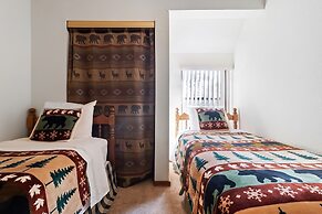 Bear Valley Vacation Condos by RedAwning