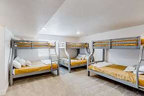 Bear Lake Haus - Luxury Bear Lake Retreat