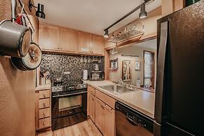 Glacier Mt Baker Lodging