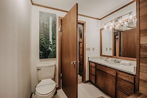 Glacier Mt Baker Lodging