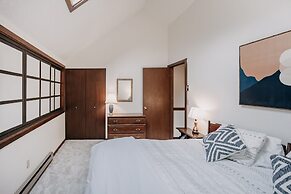 Glacier Mt Baker Lodging