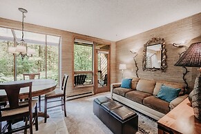 Glacier Mt Baker Lodging