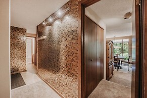 Glacier Mt Baker Lodging