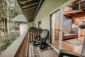 Glacier Mt Baker Lodging