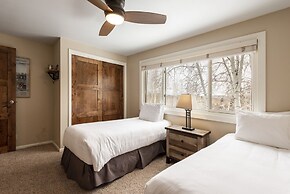 Park City Ski Resort - Snow Flower Vacation Homes