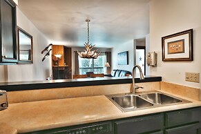 Park City Ski Resort - Snow Flower Vacation Homes