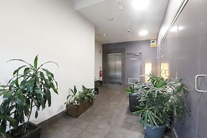 Alston Apartments Hotel