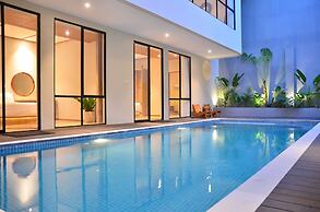 Maplewood Mountain 9BR with Heated Pool