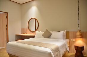 Maplewood Mountain 9BR with Heated Pool