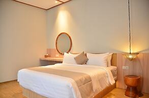 Maplewood Mountain 9BR with Heated Pool