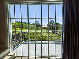 Private Villa by the Tea Estate