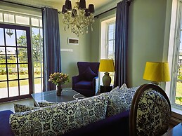 Private Villa by the Tea Estate