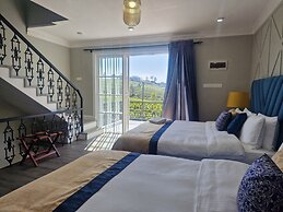 Private Villa by the Tea Estate