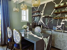 Private Villa by the Tea Estate