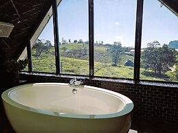 Private Villa by the Tea Estate