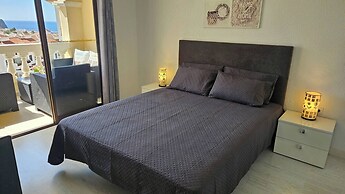 Los Cristianos Heated Pool Sea View AC