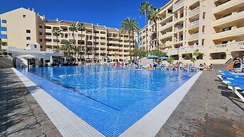 Los Cristianos Heated Pool Sea View AC