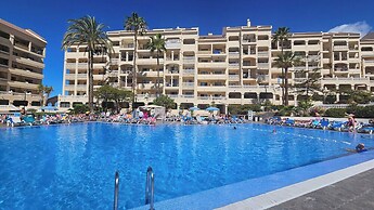 Los Cristianos Heated Pool Sea View AC