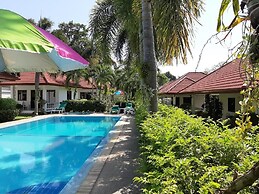 D&K Smiley Phuket Resort