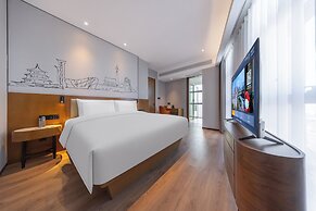 UrCove by Hyatt Beijing Tiantan Hospital