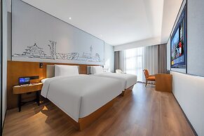UrCove by Hyatt Beijing Tiantan Hospital