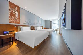 UrCove by Hyatt Beijing Tiantan Hospital