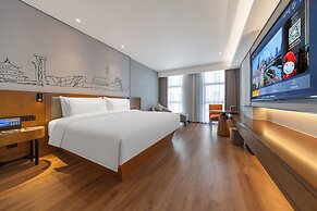 UrCove by Hyatt Beijing Tiantan Hospital