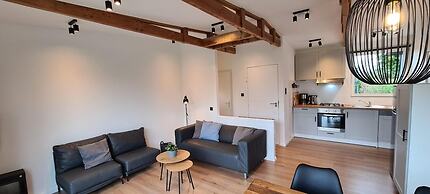 Spacious Bungalow Surrounded Large Garden