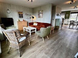 Spacious Bungalow Surrounded Large Garden