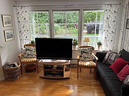 House With hot tub Sauna 300 Meters to Lake Boat Included