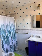 Amazing Three Bedrooms Apartment