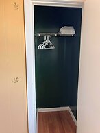 Amazing Three Bedrooms Apartment