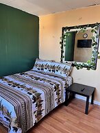 Amazing Three Bedrooms Apartment