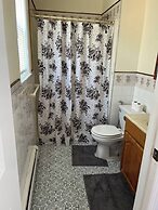 Amazing Three Bedrooms Apartment