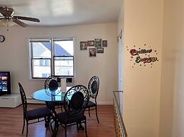 Amazing Three Bedrooms Apartment